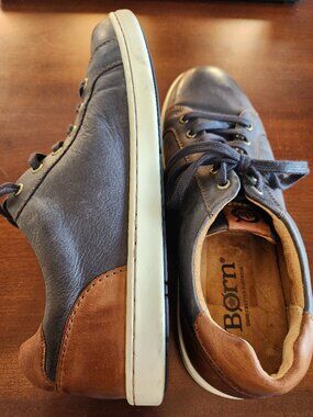 Born Allegheny Distressed Navy Blue Leather Low Top Sneaker Men's Size 8.5